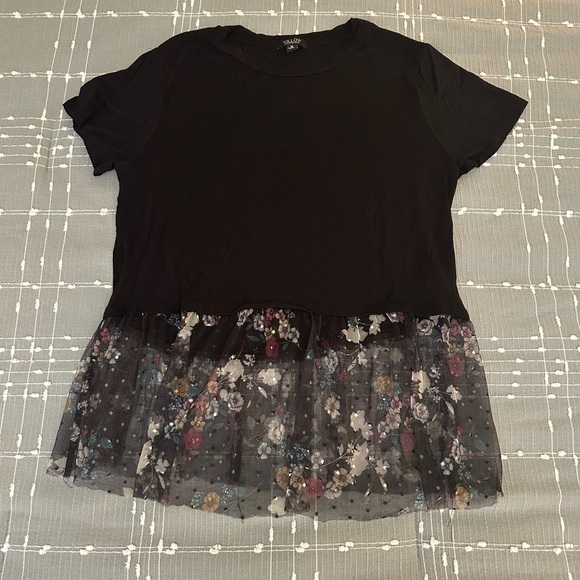 Willow Black Floral Mesh Hem Top size M - Picture 1 of 8